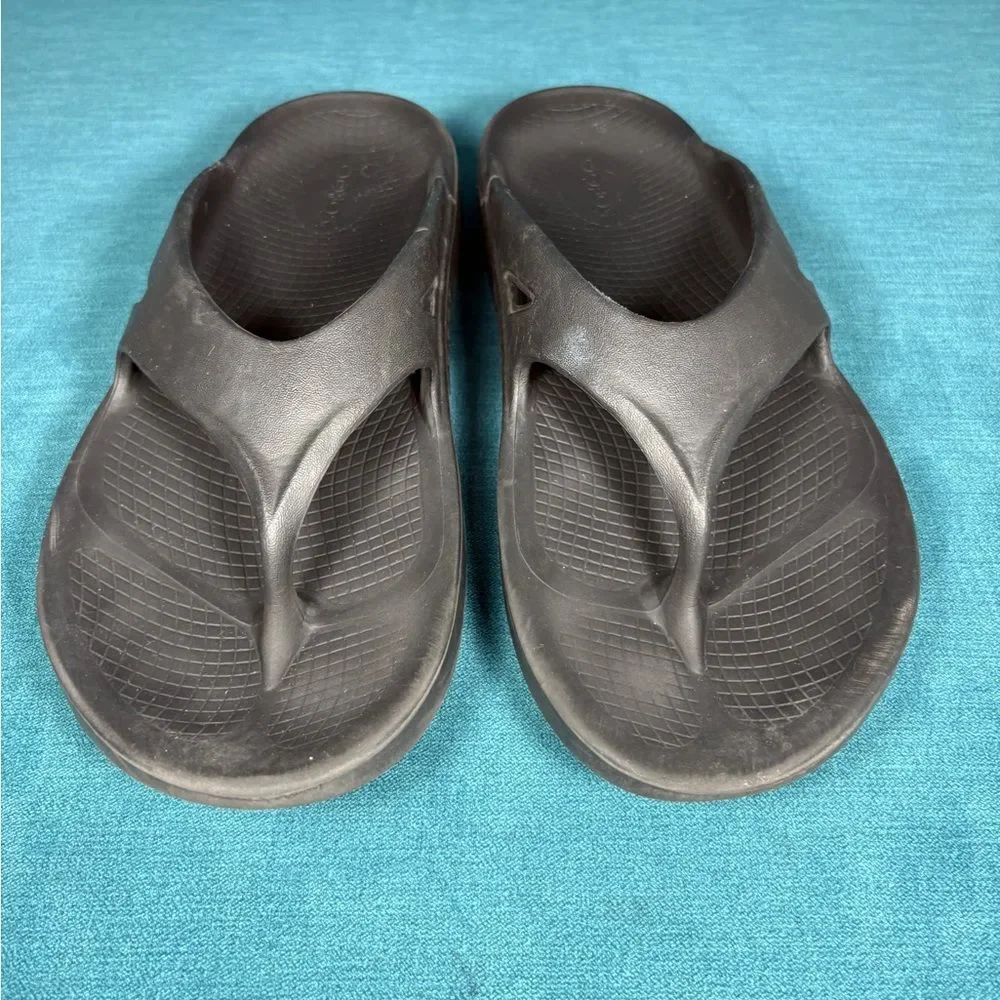 OOFOS OOriginal Recovery Sandals Flip Flops Comfort Black Size 10 Men